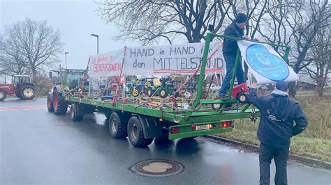 Straßen werden voll Teils mehrere Demonstrationen pro Tag