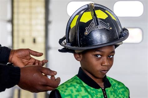 Flint Elementary Students Learn Safety Tips During Fire Prevention Week