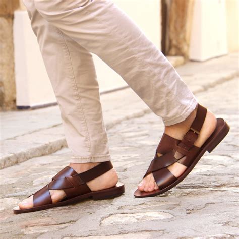 Sandales Plates Homme Cuir Marron Fabriquées Main Jules And Jenn