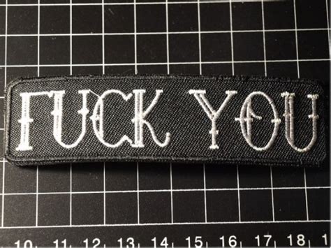スラングワッペン FUCK YOU オシャレな文字 ファ〇クユー ワッペン 売買されたオークション情報yahooの商品情報をアーカイブ公開 オークファンaucfan