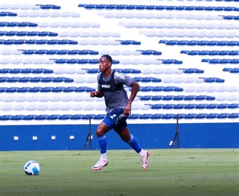 Emelec Y Un Amistoso Con Buenas Sensaciones Ante 9 De Octubre Olé