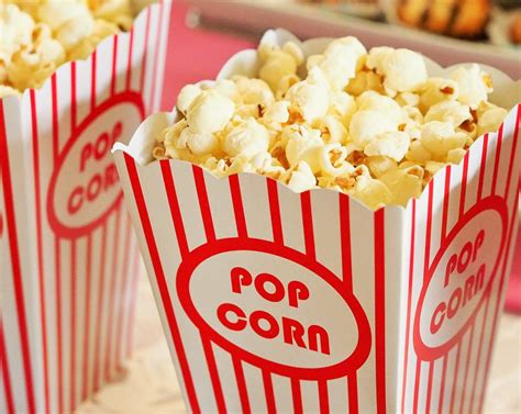 How to Make Healthy Movie Theatre Popcorn - Ruby Lynn's Kitchen