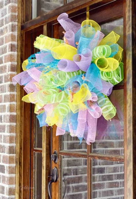 How To Make A Deco Mesh Wreath My Easy Method Lamberts Lately