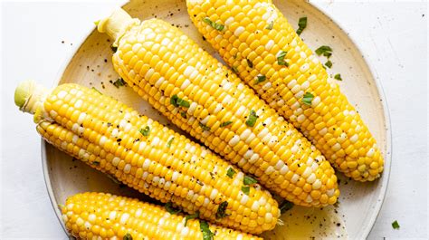 Easy Microwave Corn On The Cob Recipe