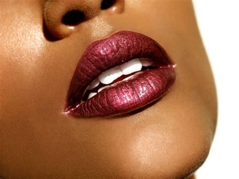 The Best Unexpected Lip Colors For Brown Skin Metallic Lipstick How To Apply Lipstick Brown Skin