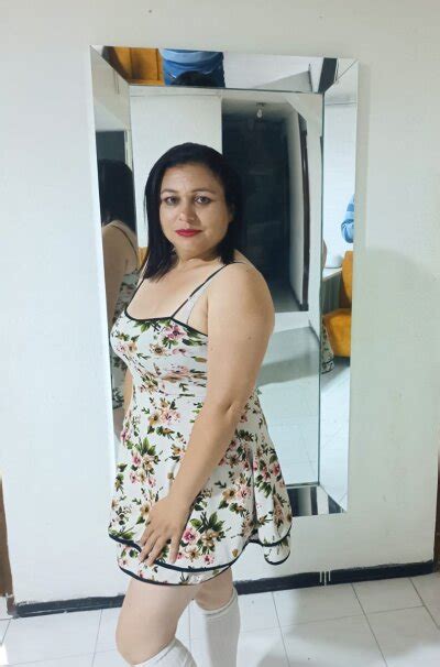 Alexxa Mature Stripchat Webcam Model Profile Free Live Sex Show Cam4Joy