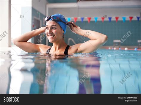 Female Swimmer Wearing Image And Photo Free Trial Bigstock