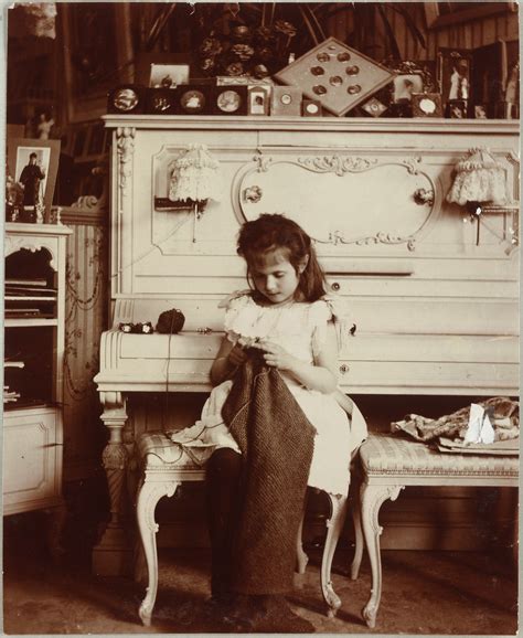 Grand Duchess Anastasia Nikolaevna In Mauve Room Tsarskoye Selo Em