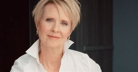 Sao phim Sex and the City tuổi U gặp bạo bệnh nhưng tinh thần vẫn lạc quan diện đồ hack