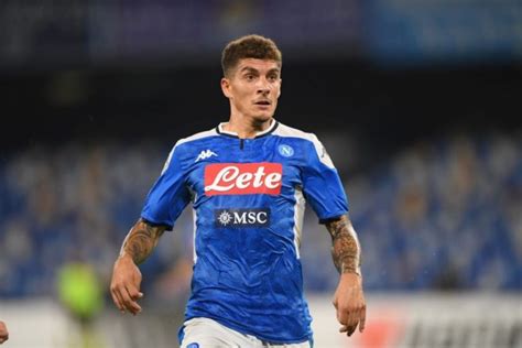 Manchester United Target Napoli Right Back Giovanni Di Lorenzo