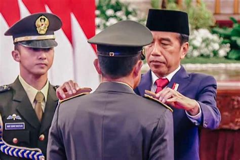 Presiden Jokowi Lantik Jenderal Agus Subiyanto Sebagai Panglima TNI