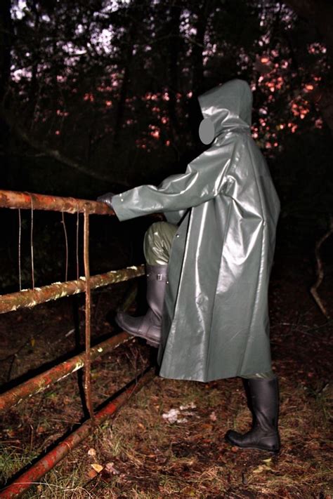 Long PVC Raincoat In 2023 Regen Mode Regenkleidung Regenmantel