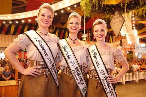 Oktoberfest Blumenau Abre Inscri Es Para Realeza Da Edi O