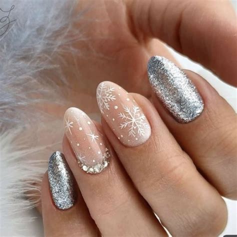 30 Clear Nail Designs To Copy In 2025 The Trend Spotter