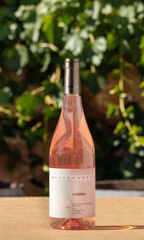 Vino Rosato Siciliano Vurria Rosato Di Nerello Mascalese