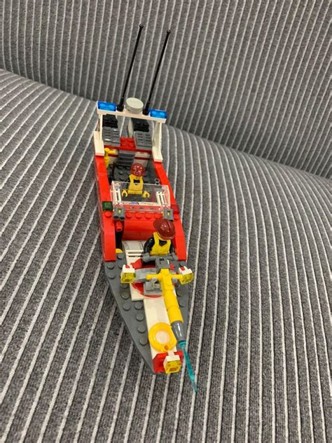 Lego 60005 City Fire Boat 2013 Vintage Hobbies And Toys Memorabilia