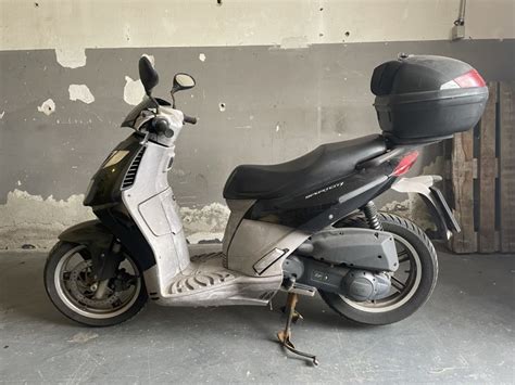 Aprilia Sportcity 125 124 Cm3 2004 God