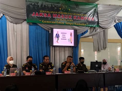 InfoPublik Jaksa Masuk Kampus Kajari HSU Sampaikan Bahaya Narkoba