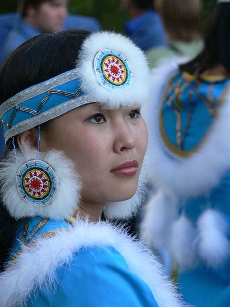 Эвенки фото девушек Эвенки — Yakutskhistory Traditional Outfits