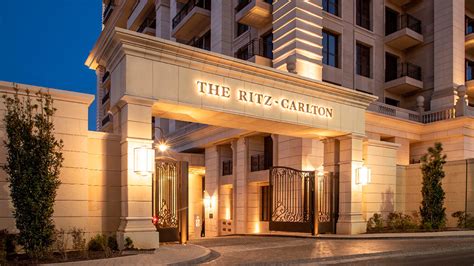 Crestron Takes A New Level Av To The Ritz Carlton Hotel