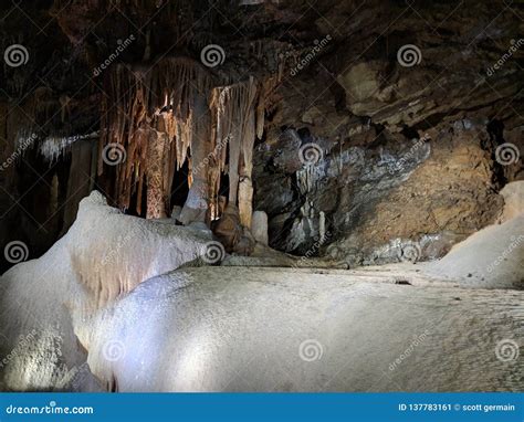 Buchan Caves Stalactites And Stalagmites Stock Image Image Of