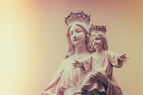 Why Do Catholics Pray To Mary Our Lady Devotion