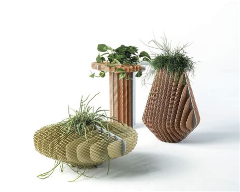 MUNZO Garden Vase By JCP UNIVERSE Design Gionata Gatto