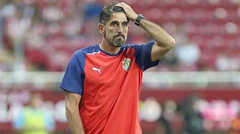 Veljko Paunovic deja fuera a Alexis Vega y Chicote Calderón