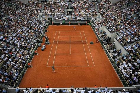 Tennis À Cause De Lia La Nouvelle Affiche De Roland Garros Fait