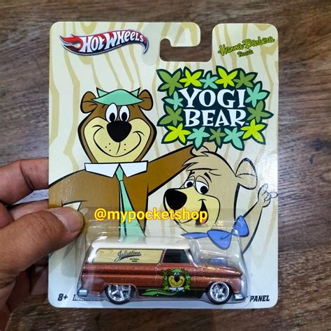 12 35 Hot Wheels HANNA BARBERA 34 Ford Sedan Delivery Custom 77 Dodge Van Hiway