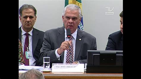 José Carlos Araújo afirma que estava tentando checar suplentes