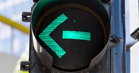 What Does A Sign Left Turn Yield On Green Mean In Oklahoma