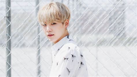 Suga Laptop Wallpapers Top Free Suga Laptop Backgrounds WallpaperAccess