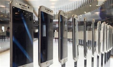 Samsung Launch The Galaxy S6 And S6 Edge At Mobile World Congress Uk