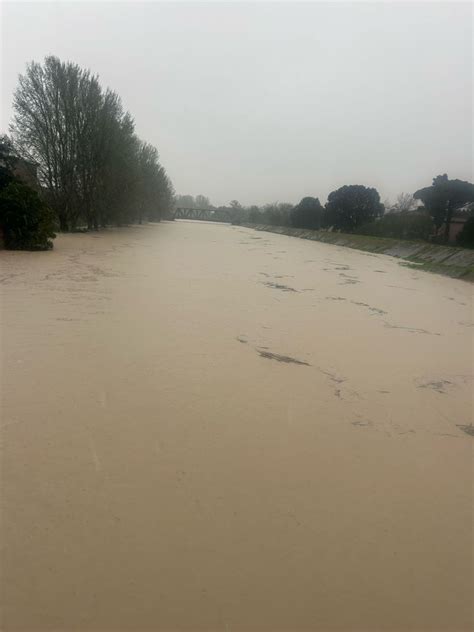 Alluvione in Toscana, il fiume Era ha rischiato di tracimare