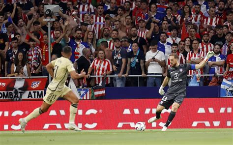 Oblak celebra la renovación de Simeone y defiende el cambio de estilo