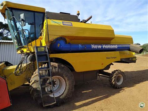 Colheitadeira New Holland Tc Usada Venda