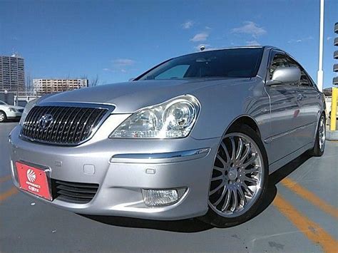 Japan Used Toyota Crown Majesta DBA UZS186 Sedan Car 2007 For Sale 733