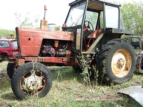 An Old Belarus 4 Wheel Drive Tractor A Photo On Flickriver