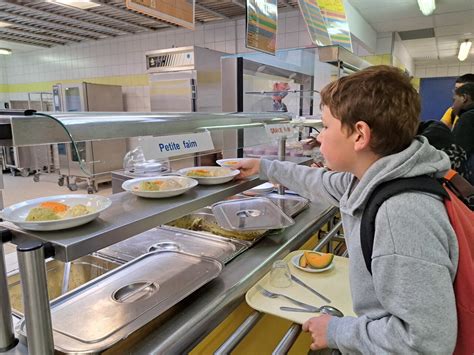 Rentr E Scolaire Vous Voulez Inscrire Votre Enfant La Cantine