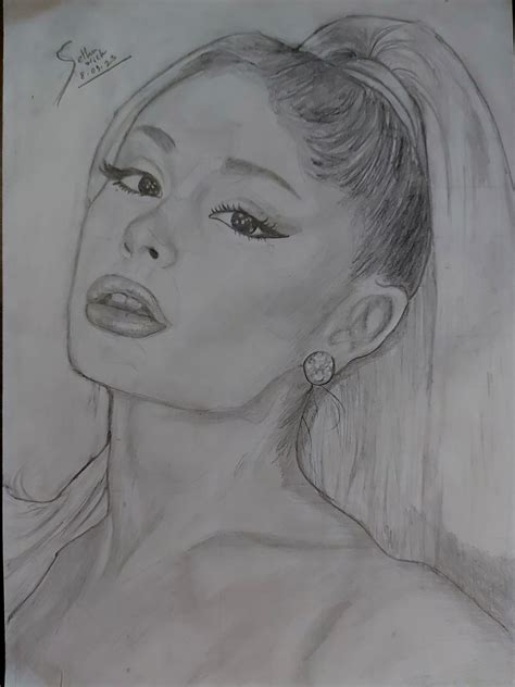 Ariana Grande Drawing Outline