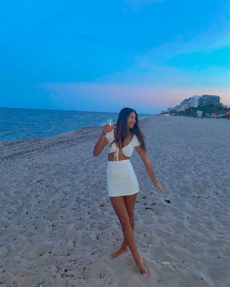 Kyra Aaliyah On Instagram “on Cloud Wine ☁️” Summer Poses Beach