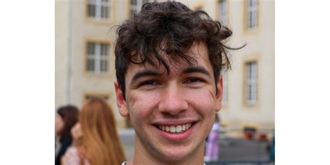 Moselle Bac 2023 Raphaël Mallet 17 ans mention TB au lycée