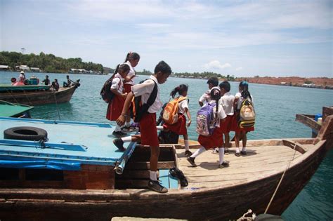 Meningkatkan Pendidikan Didaerah Pesisir Lihat Kepri