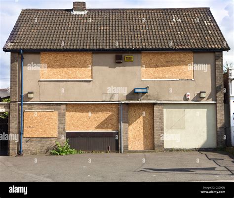 Boarded Up Police Station In Sheffield England Stock Photo Alamy