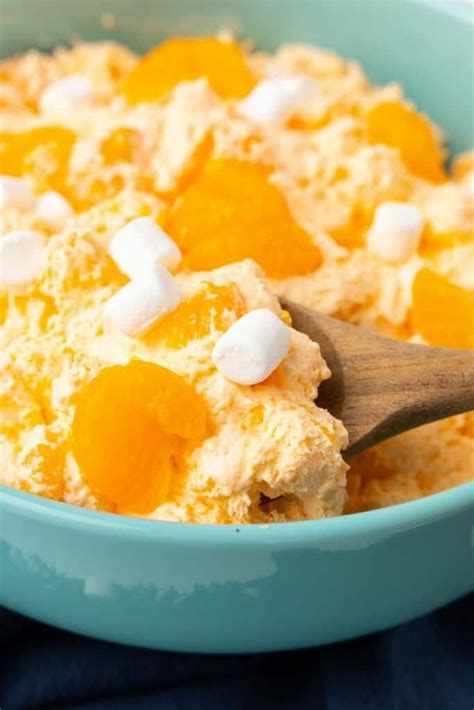 Orange Dreamsicle Salad Has A Nostalgic Flavor That Everyone Will Love Cool Off All Summer With