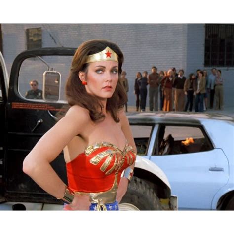 Lynda Carter Wonder Woman Glossy 8x10 Photo Zhu 60 On Ebid United