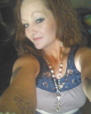 White Trash MILF Show Pussy Porn Pictures XXX Photos Sex Images 1865958 PICTOA