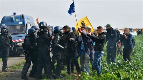 Les Soul Vements De La Terre Dissous Les Syndicats Agricoles Divis S