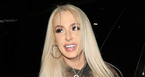 Tana Mongeau Gives Progress Update On Her First Book Imari Stuart